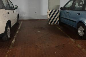 Posto auto in garage condominiale