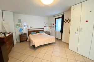 CASA SEMINDIPENDENTE A BRENO