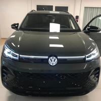  Tiguan del 12/2025  150 CV TDI  con 60 km