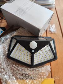 Lotto di 4 lampade a pannello solare 