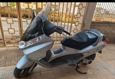 piaggio x8 125