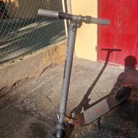 Monopattino Segway Ninebot