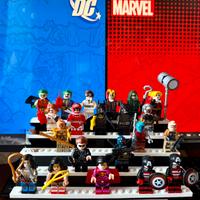 Minifigure lego set con base Dc e Marvel