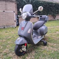 Scooter Vespa elettrica per bambini