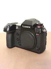 Panasonic Lumix S1r