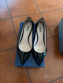 Scarpe Marella décolleté nere verniciate, num 37