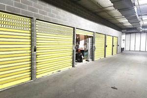 Box / Garage di 13 m² a Albenga