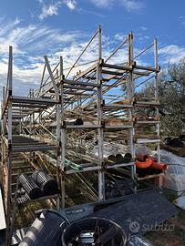 Scaffalature per infissi in pvc