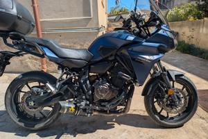 Yamaha tracer 700