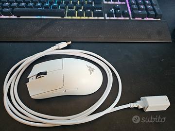 Razer Viper V3 Pro gaming mouse top