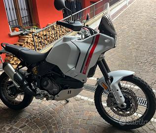 Ducati Desert X 06/22 2500 km