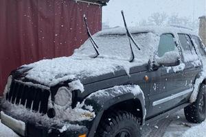 Jeep cherokee 4x4 total black