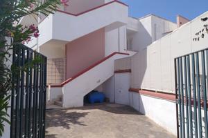 Baia verde 80 metri dalla spiaggia casetta 6 posti