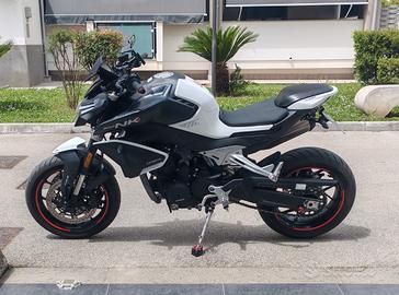 CFMoto 800NK ADVANCE 