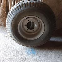 Ruote ad alta portata come nuove.