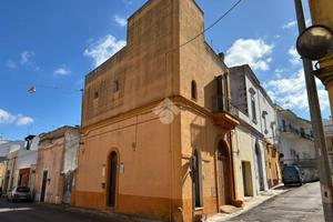 CASA SEMINDIPENDENTE A ALEZIO