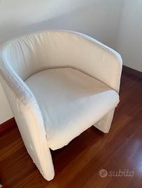 Poltroncina in tessuto