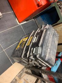 Casetiera porta attrezzi