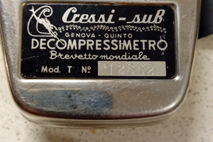 Decompressimetro Cressi vintage