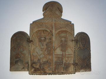 Antica icona etiope in pietra nera