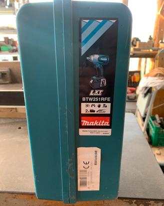 Avvitatore ad impulsi makita