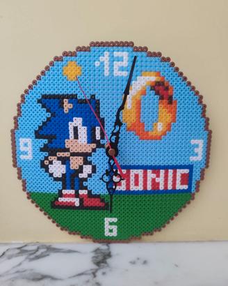 Orologio da parete Sonic effetto mosaico.