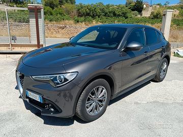 Alfa Romeo Stelvio 2.2 Turbodiesel 190 CV AT8 Q4 B