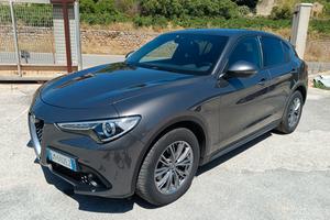 Alfa Romeo Stelvio 2.2 Turbodiesel 190 CV AT8 Q4 B