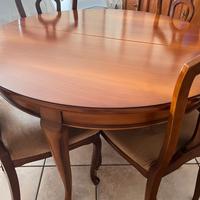 tavolo rotondo allungabile in ciliegio con 4 sedie