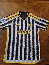 Maglia home Juventus 2023-2024 taglia M - Sports In vendita a Torino