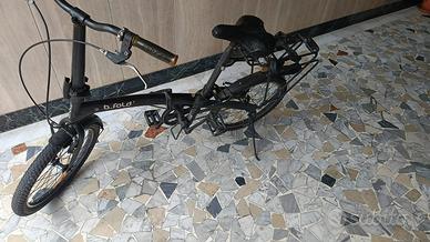 Bici pieghevole nera