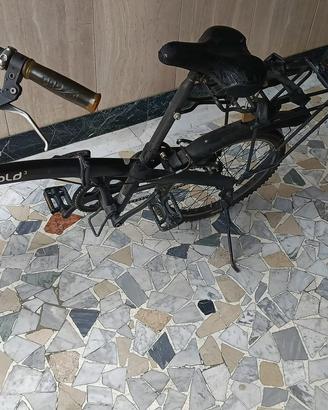 Bici pieghevole nera