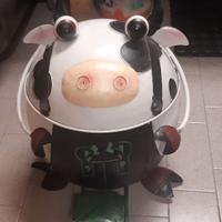portarifiuti a forma di mucca