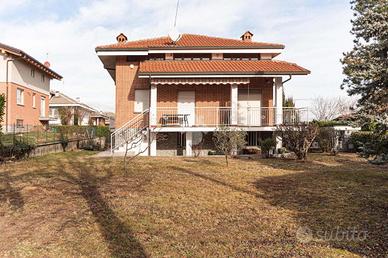 VILLA SINGOLA A SAN FRANCESCO AL CAMPO