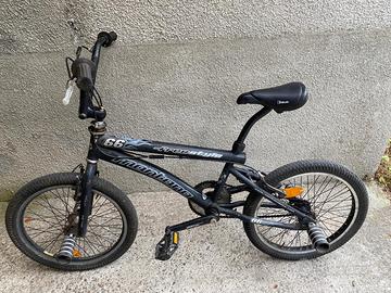 Bmx competizione gara montana freestyle