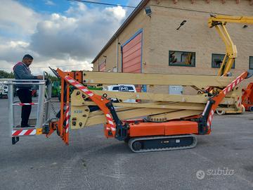Piattaforma aerea ragno cingolato JLG X23J anno 20