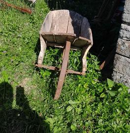 Carriola in legno
