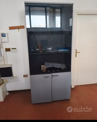 armadio da ufficio