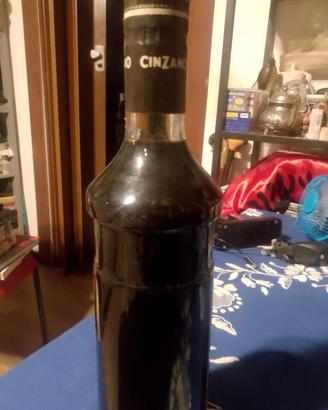 bottiglia vermouth Cinzano vintage