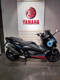 Yamaha T Max SX