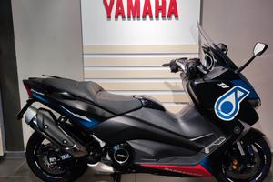 Yamaha T Max SX