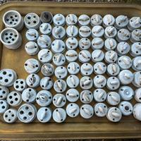 Interruttori deviatori prese in porcellana.