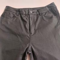 pantaloni