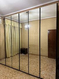 Armadio di eccellente qualità. PREZZO IMBATTIBILE!