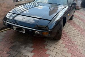 Porsche 924