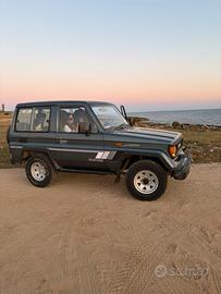 Toyota land cruiser lj70