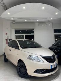 Lancia Ypsilon SILVER GPL
