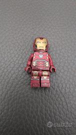 personaggio lego ironman