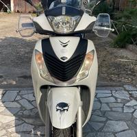 Scooter sh150