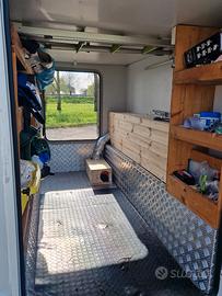 Mansardato Mobilvetta Iveco Icaro S11 lite pat C